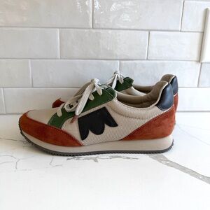 Women’s like new Birdies Rust Green Black & Khaki Women's Sneakers size 8.5
